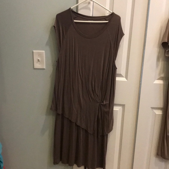 Dress - Picture 1 of 1